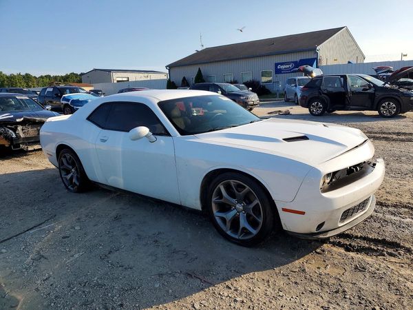 2015 DODGE CHALLENGER SXT