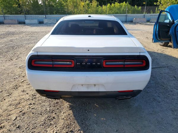 2015 DODGE CHALLENGER SXT