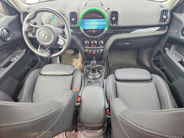2024 MINI COOPER