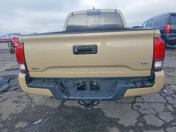 2019 TOYOTA TACOMA SR5