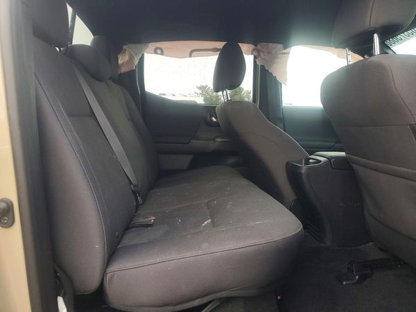 2019 TOYOTA TACOMA SR5