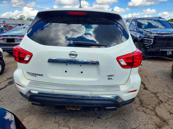 2018 NISSAN PATHFINDER