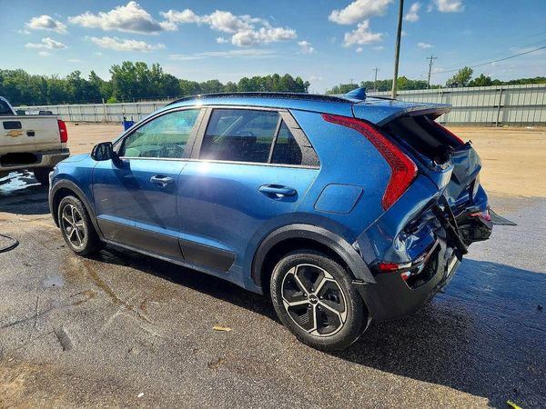 2024 KIA NIRO