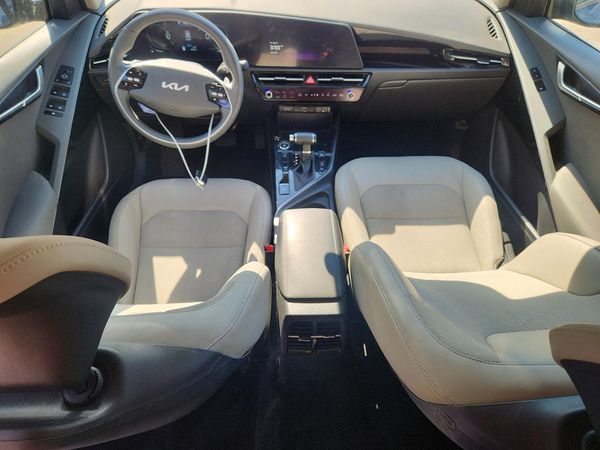 2024 KIA NIRO