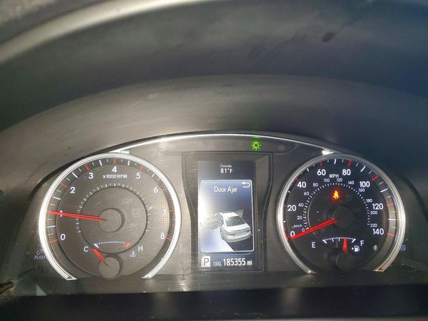 2015 TOYOTA CAMRY