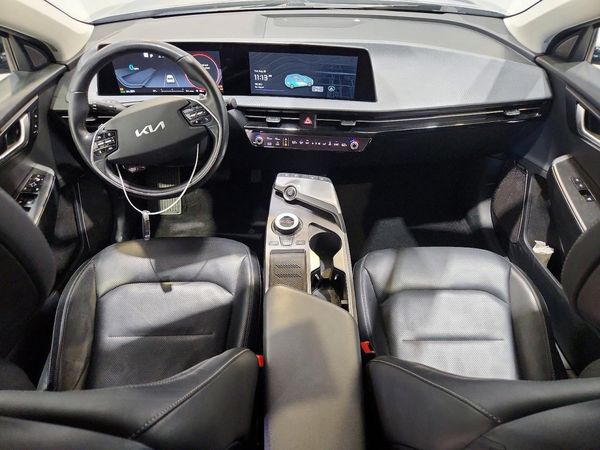 2023 KIA EV6 Light, Wind