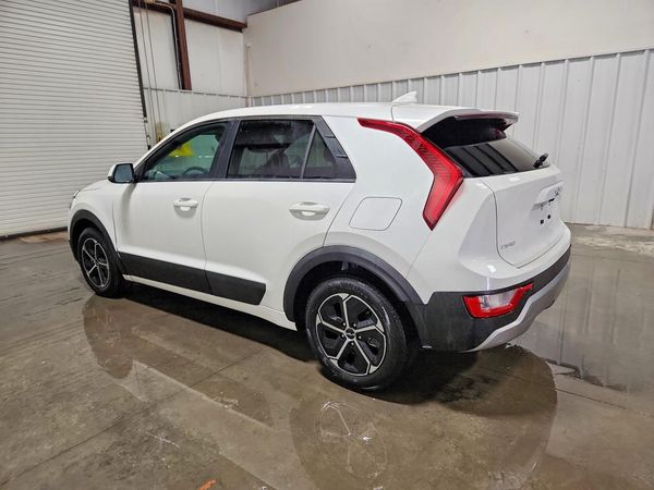 2026 KIA NIRO LX
