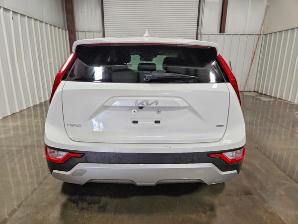 2026 KIA NIRO LX