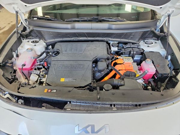 2026 KIA NIRO LX