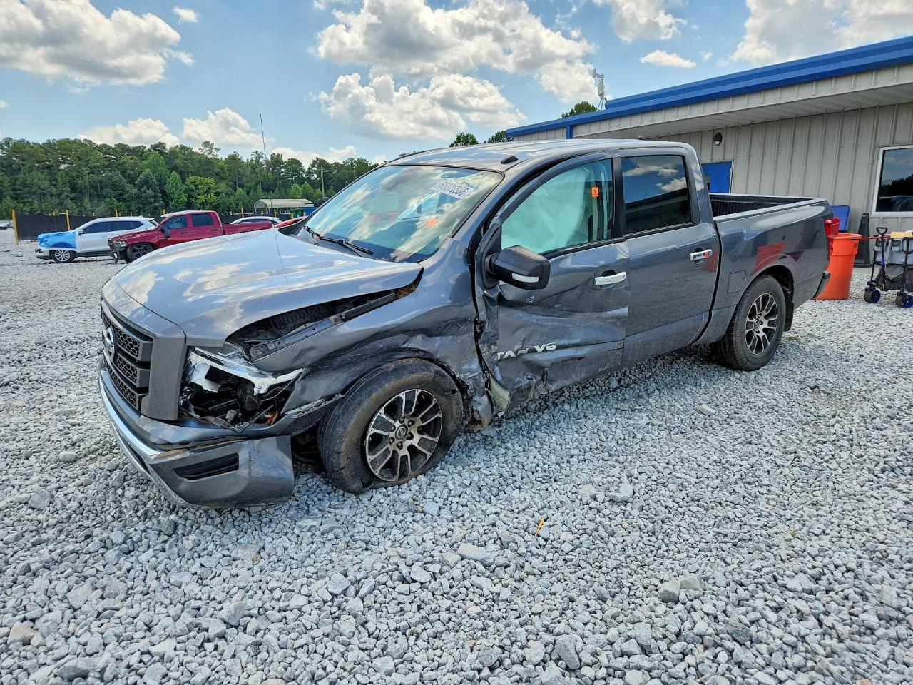 2020 NISSAN TITAN