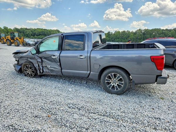 2020 NISSAN TITAN