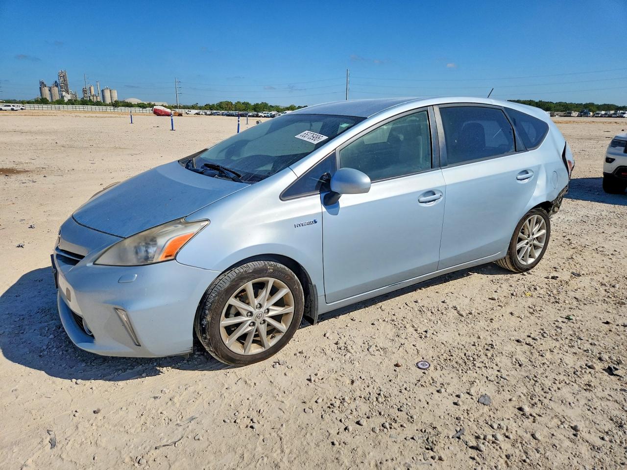 2013 TOYOTA PRIUS — Front 3/4