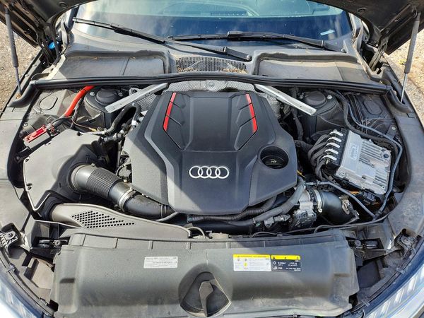 2023 AUDI S4 quattro Premium Plus
