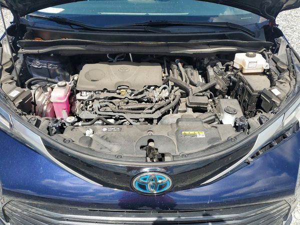 2023 TOYOTA SIENNA Limited