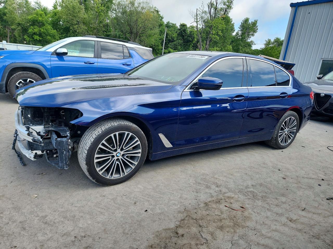 2020 BMW 530