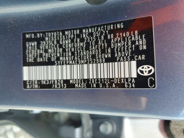 2021 TOYOTA COROLLA