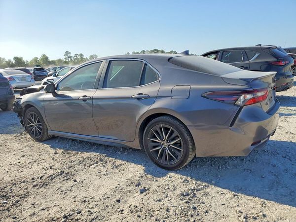 2022 TOYOTA CAMRY