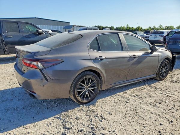 2022 TOYOTA CAMRY