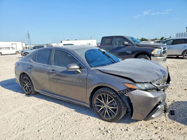 2022 TOYOTA CAMRY