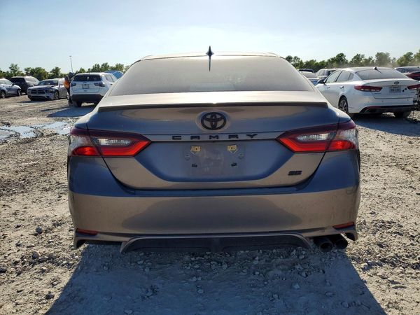 2022 TOYOTA CAMRY