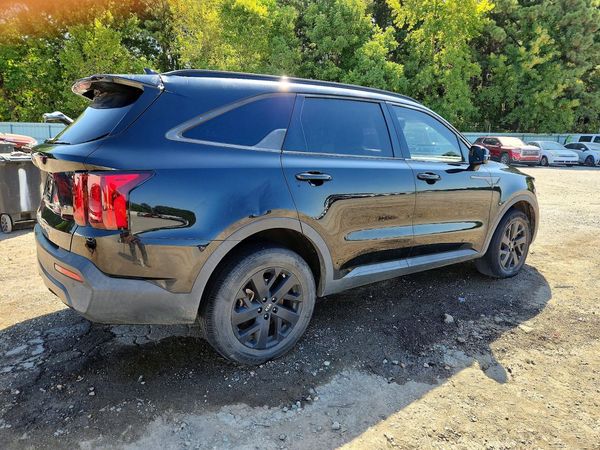 2021 KIA SORENTO