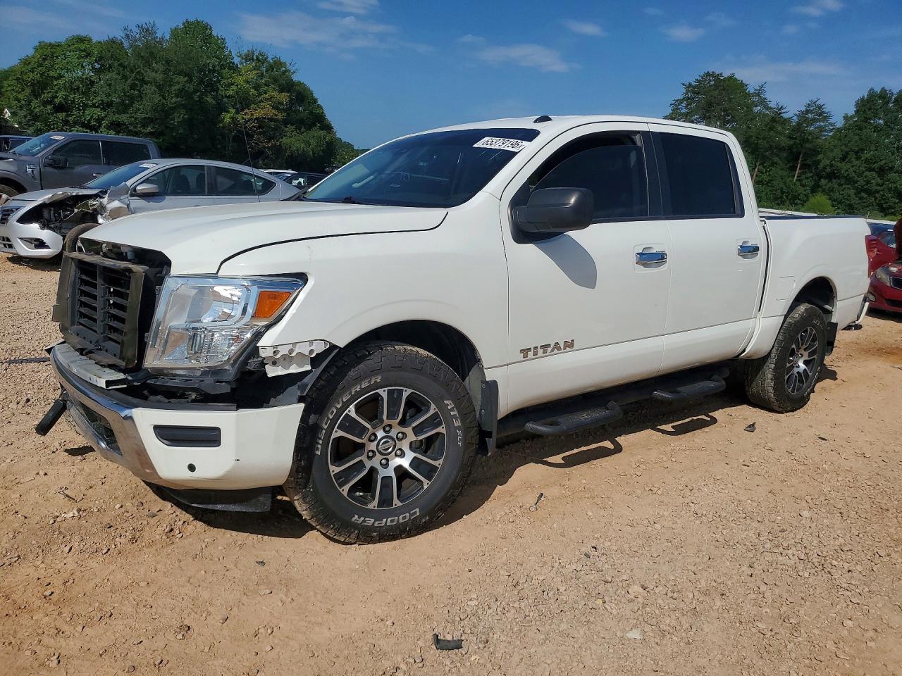 2021 NISSAN TITAN Crew Cab