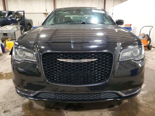 2016 CHRYSLER 300 300S