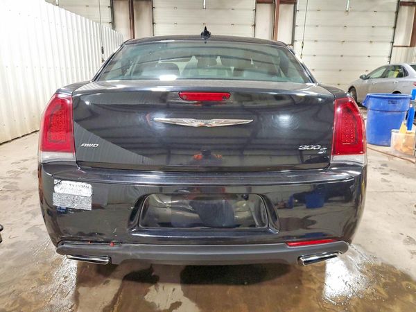 2016 CHRYSLER 300 300S