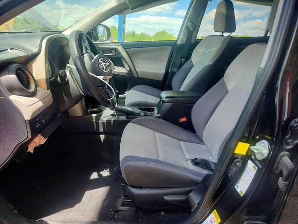 2015 TOYOTA RAV4 XLE (M Grade)