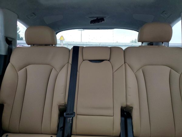 2022 AUDI Q7