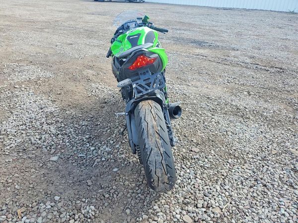 2026 KAWASAKI ZX636
