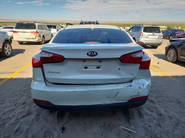 2014 KIA FORTE LX