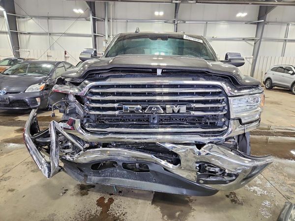 2019 RAM 3500 LIMITED CREW CAB 4X4