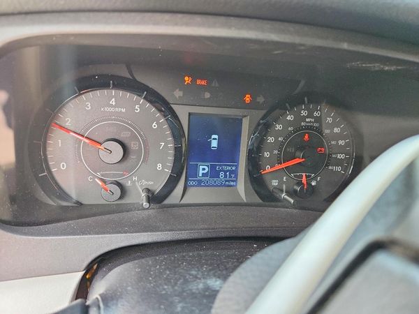 2016 TOYOTA SIENNA
