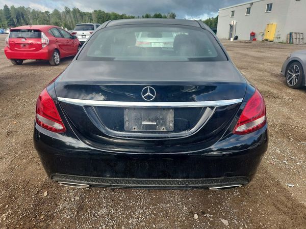 2015 MERCEDES-BENZ C