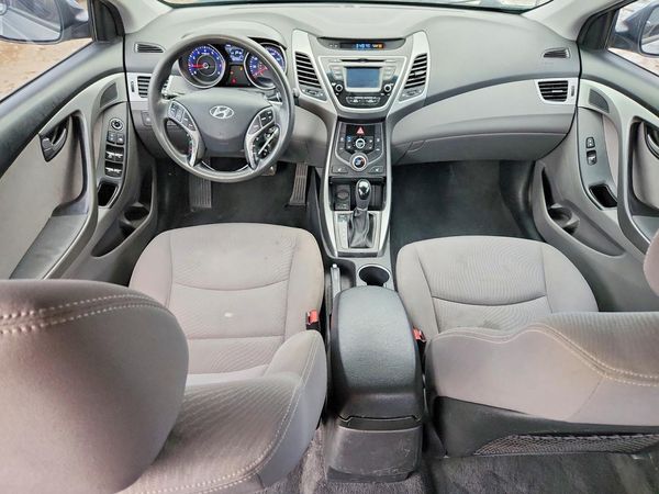 2014 HYUNDAI ELANTRA GLS (Middle)
