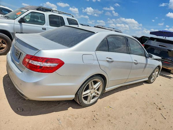 2012 MERCEDES-BENZ E