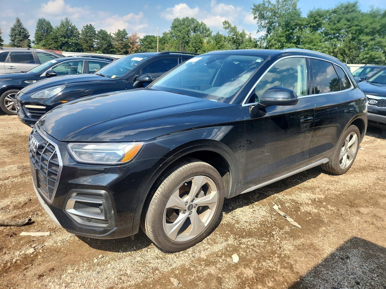2021 AUDI Q5 quattro Premium Plus