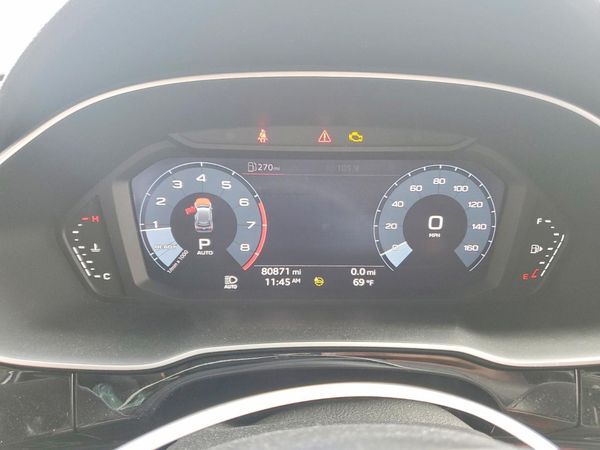 2021 AUDI Q3 quattro Premium