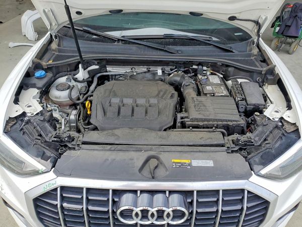 2021 AUDI Q3 quattro Premium