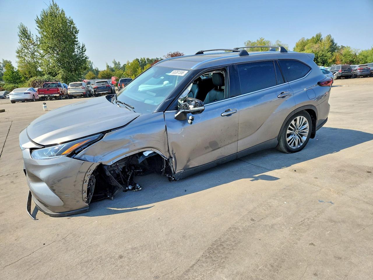2026 TOYOTA HIGHLANDER Platinum — Front 3/4