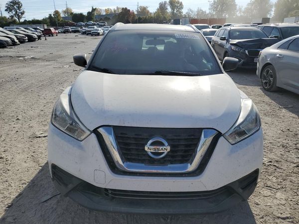 2019 NISSAN KICKS