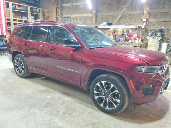 2025 JEEP GRAND CHEROKEE Overland