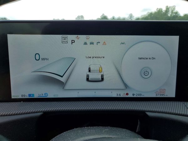 2023 KIA EV6