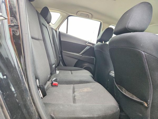 2013 MAZDA 3 Touring/GS
