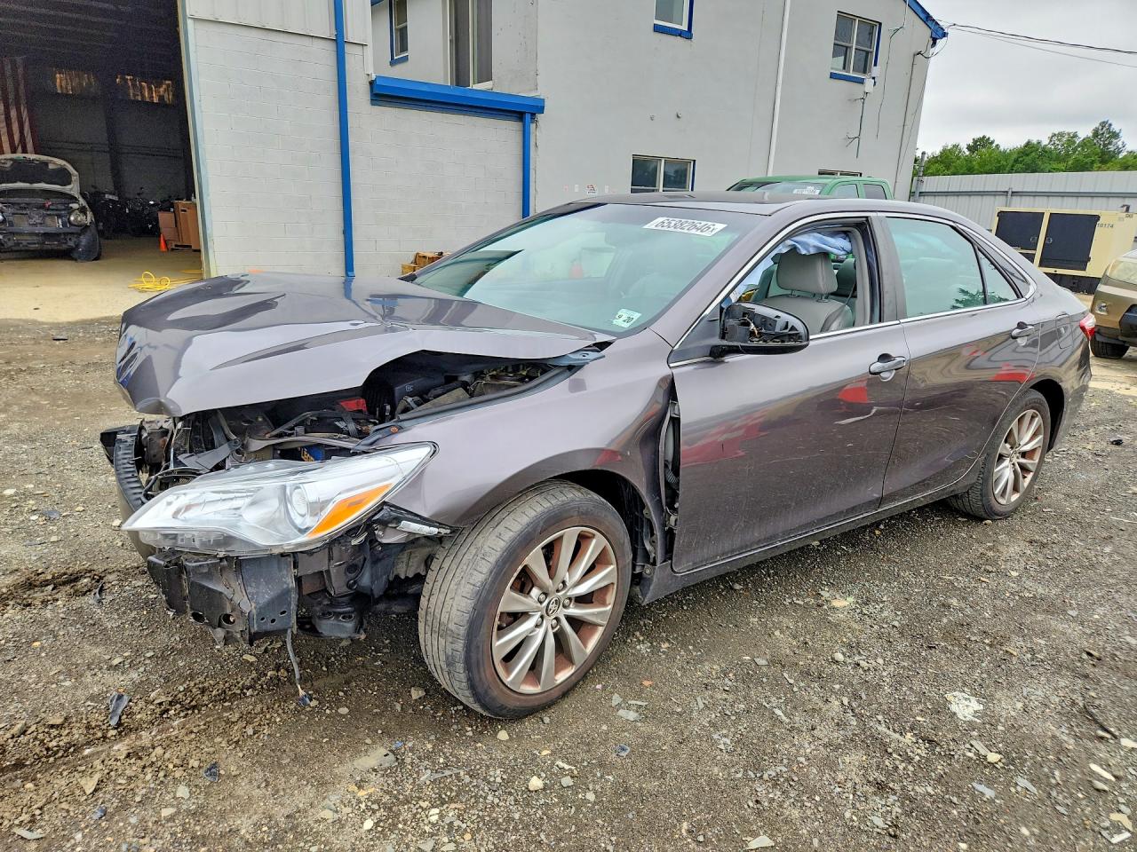 2015 TOYOTA CAMRY