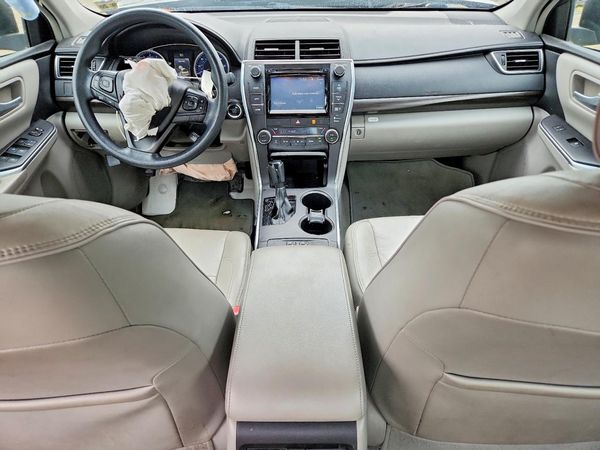 2015 TOYOTA CAMRY