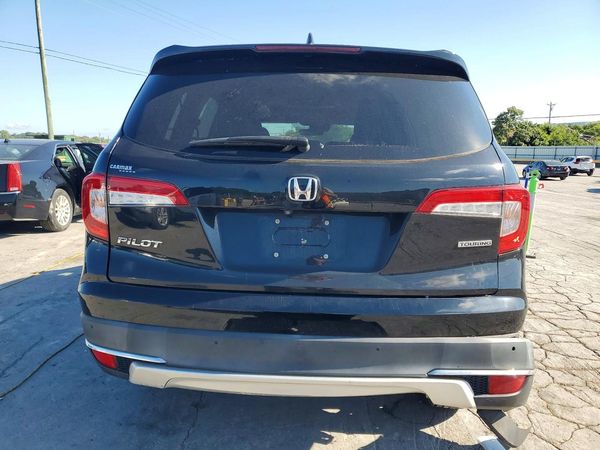 2021 HONDA PILOT
