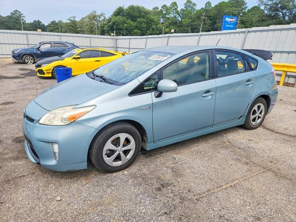 2015 TOYOTA PRIUS