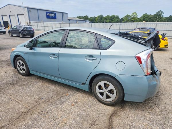 2015 TOYOTA PRIUS